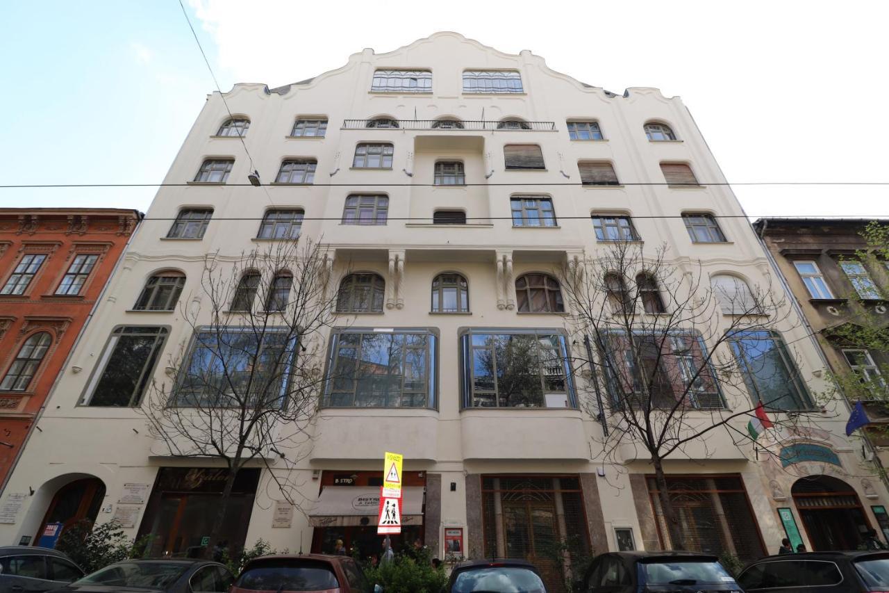 Broadway Downtown Deluxe Budapest Exteriör bild
